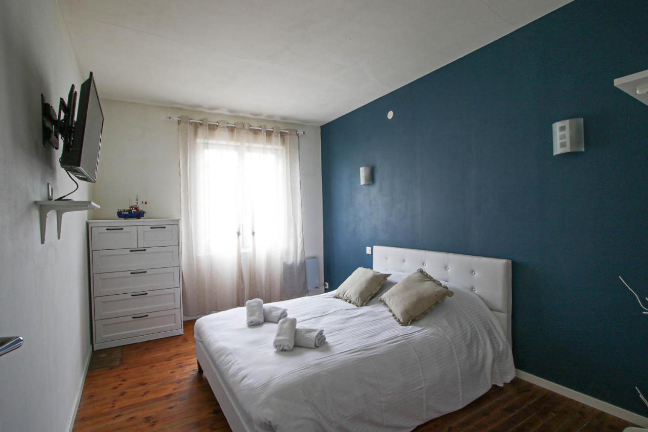 Titi'S House Townhouse & Holiday Home กรองด์คอมป์-เมซี ภายนอก รูปภาพ