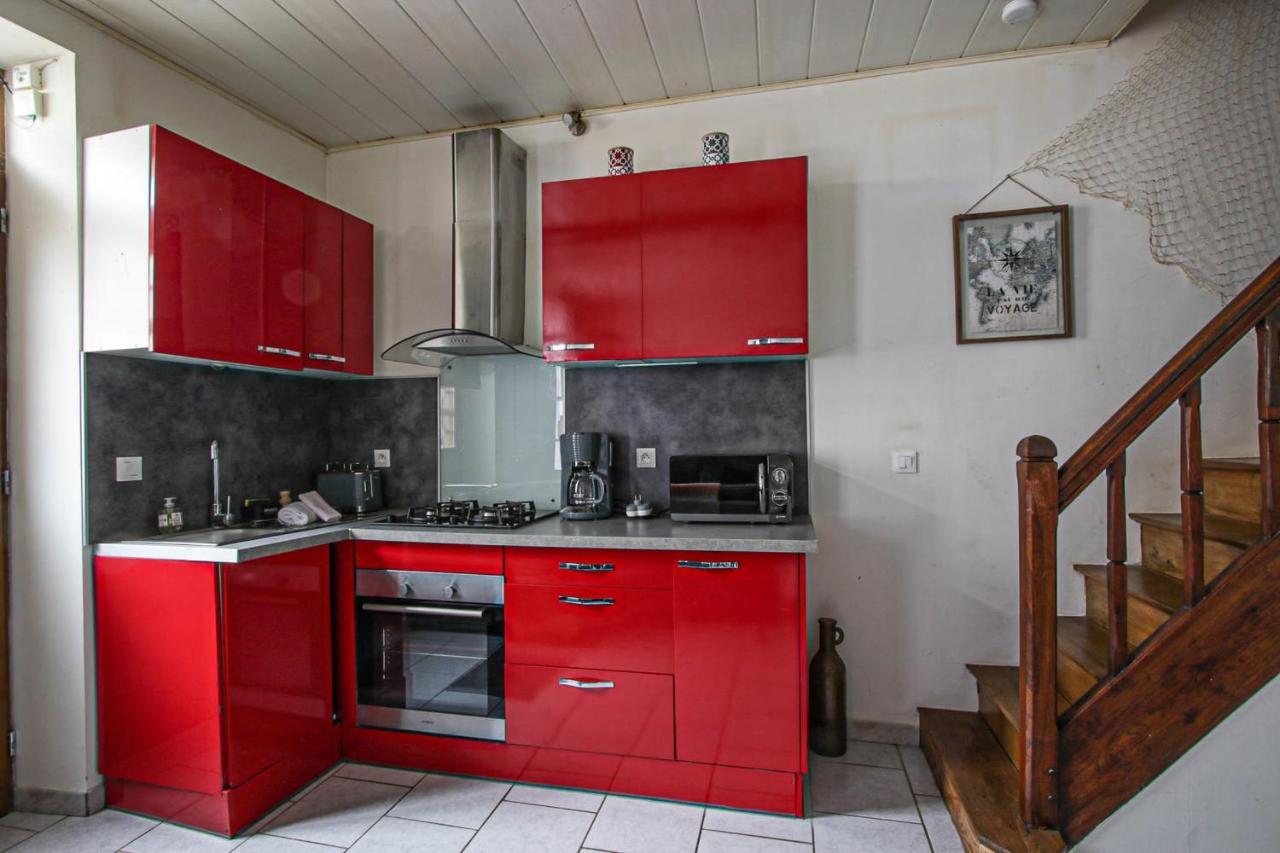 Titi'S House Townhouse & Holiday Home กรองด์คอมป์-เมซี ภายนอก รูปภาพ
