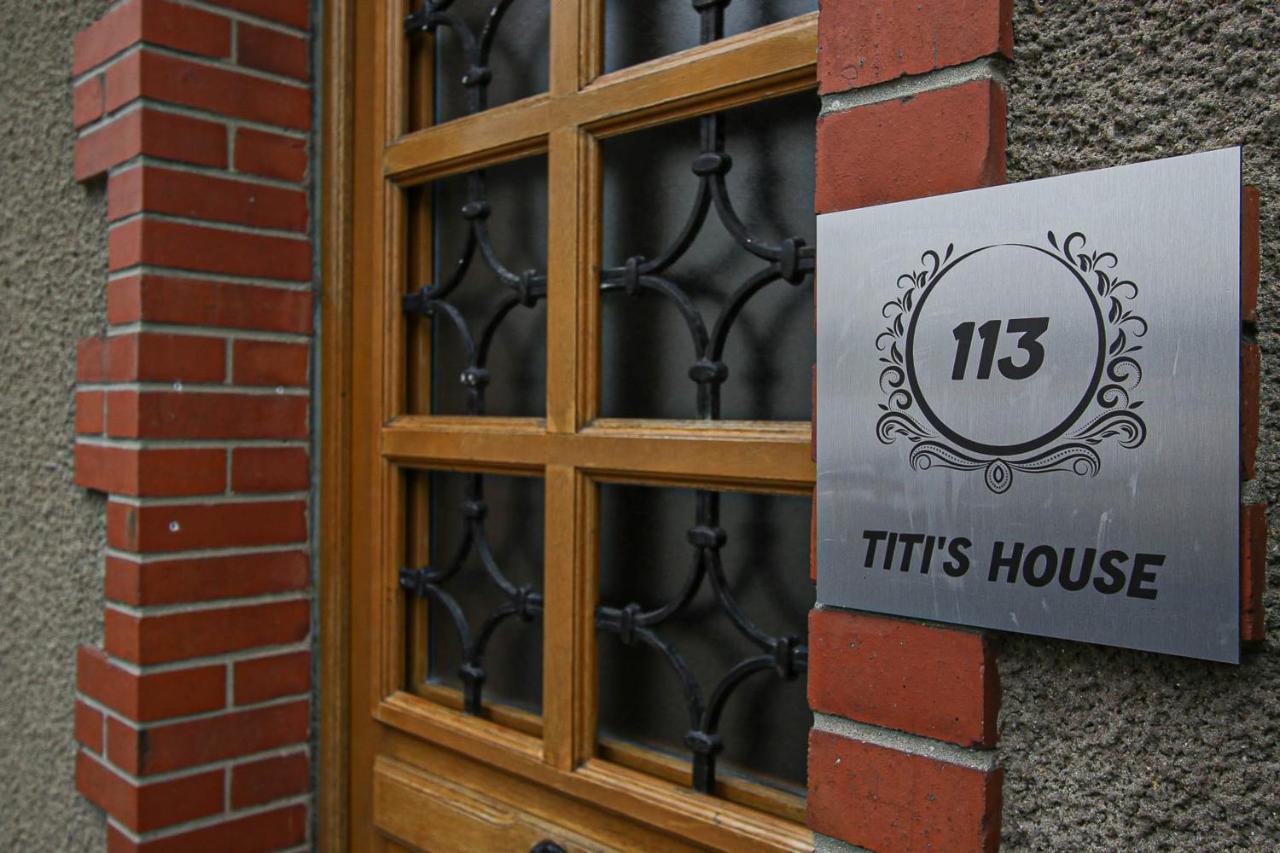 Titi'S House Townhouse & Holiday Home กรองด์คอมป์-เมซี ภายนอก รูปภาพ